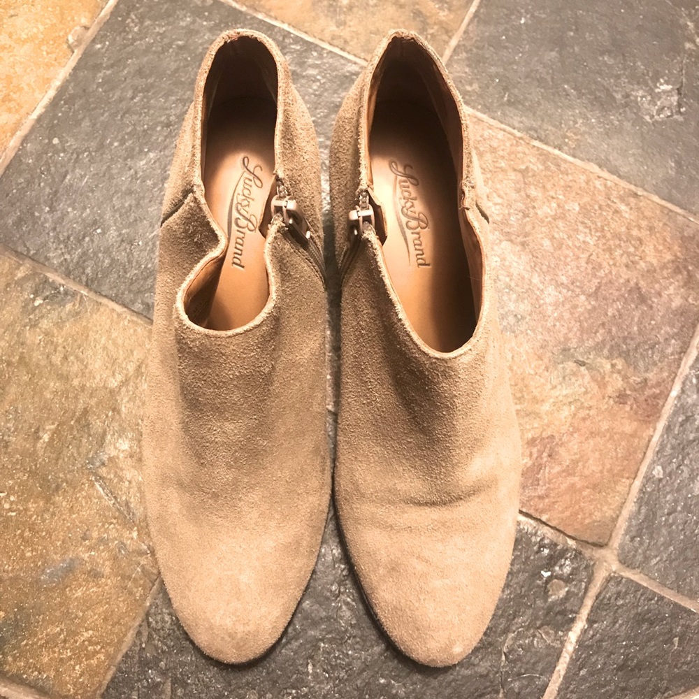 Lucky Brand Tan Ankle Boots